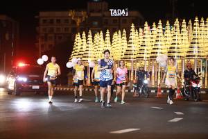 BIB: 
                            <button type="button" onclick="openModal(23873538)" class="btn btn-primary btn-sm float-right btn-popup" data-toggle="modal" data-target=".modal-high-quality">
                        <i class="fas fa-shopping-cart"></i> Add to Cart
                    </button>
                                            <button type="button" onclick="isThisMe(23873538, true)" class="btn btn-success btn-sm float-right btn-popup btn-isme hidden" data-toggle="tooltip" data-placement="bottom" title="นี่คือรูปของคุณใช่ไหม คลิกที่นี่เพื่อเอาเข้าอัลบั้ม">
                        <i class="fas fa-plus"></i> Add to album
                    </button>
                    <button type="button" onclick="isThisMe(23873538, false)" class="btn btn-warning btn-sm float-right btn-popup btn-isnotme hidden">
                        <i class="fas fa-ban"></i> Remove from album
                    </button>